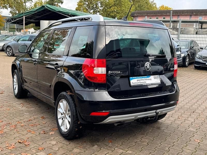 Gebraucht Skoda Yeti Ambition 110 PS (80 kW) 2015 Schwarz SUV