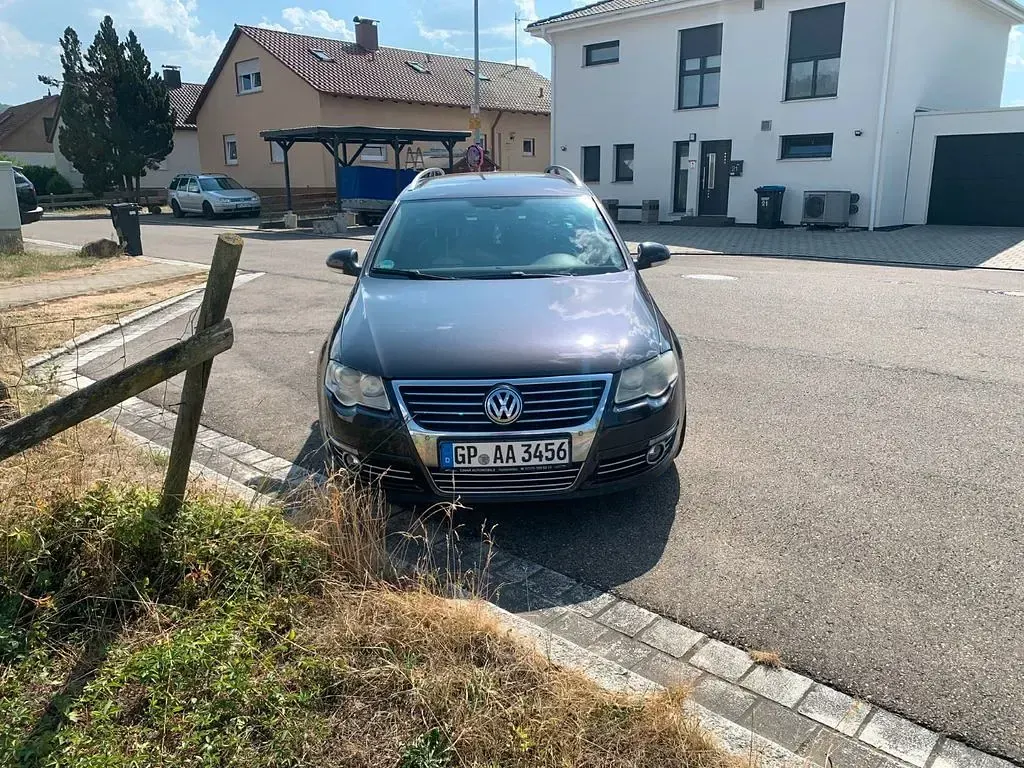 Gebraucht VW Passat 250 PS (183 kW) 2007 Braun Kombi