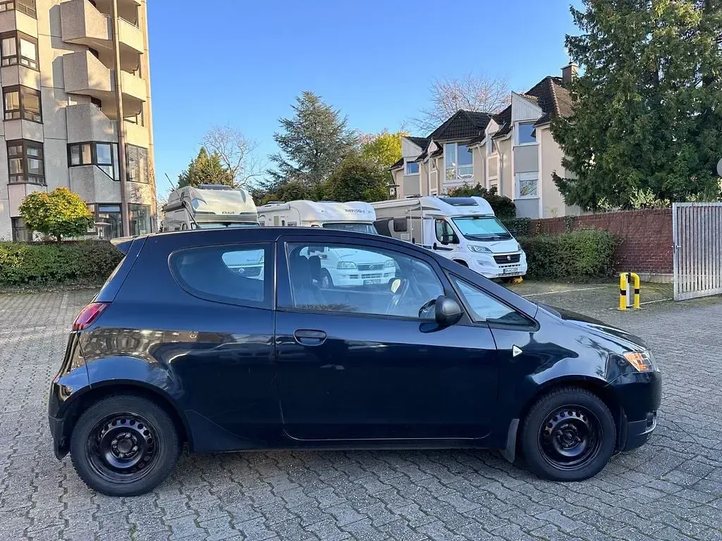 Gebraucht Mitsubishi Colt Inform 95 PS (69 kW) 2009 Schwarz Kleinwagen