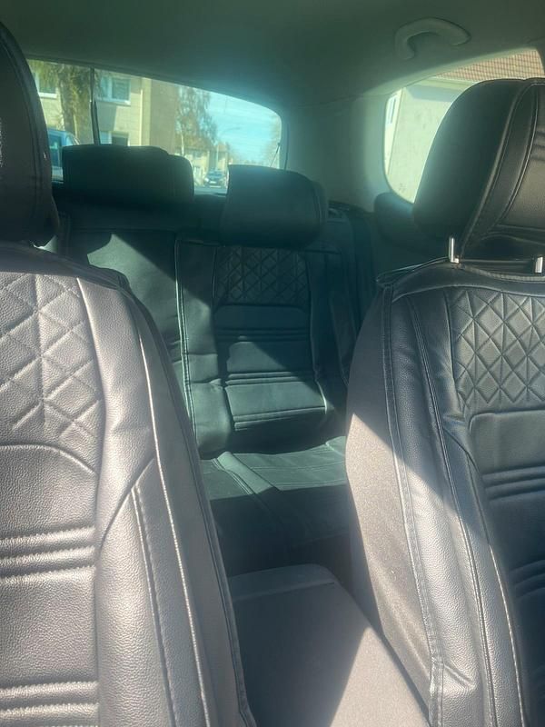 Second-hand VW Golf 140 CP (102 kW) 2007 Albastru Coupe