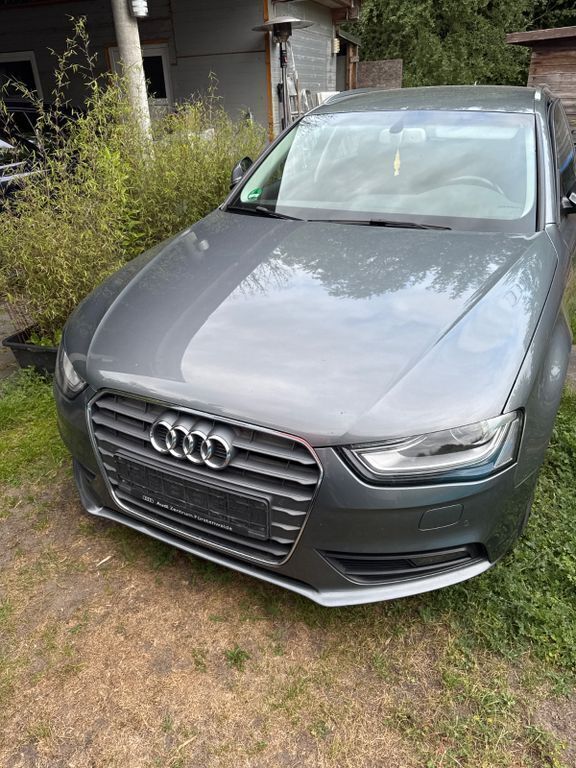Grau Gebraucht 2015 Audi A4 Allroad Kombi | 9.999 € (Superpreis) - Bild 1/4