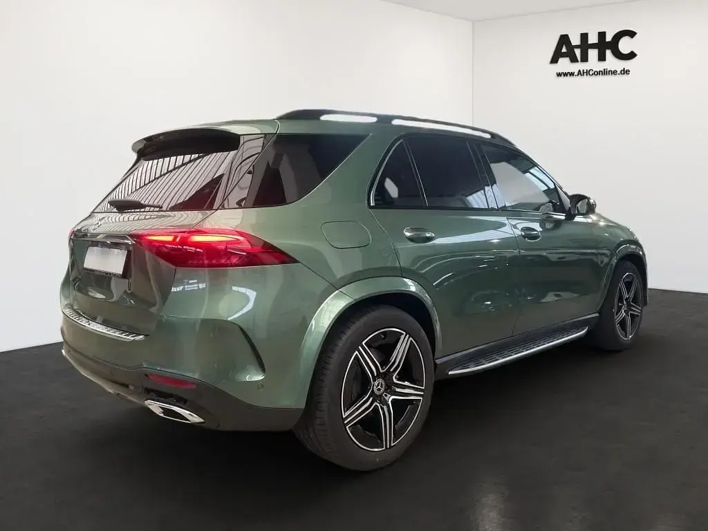 Gebraucht Mercedes GLE450 367 PS (269 kW) 2025 Grün SUV