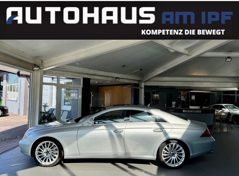 Silber Gebraucht 2006 Mercedes CLS500 Limousine | 16.990 € (Fairer Preis) - Bild 1/4