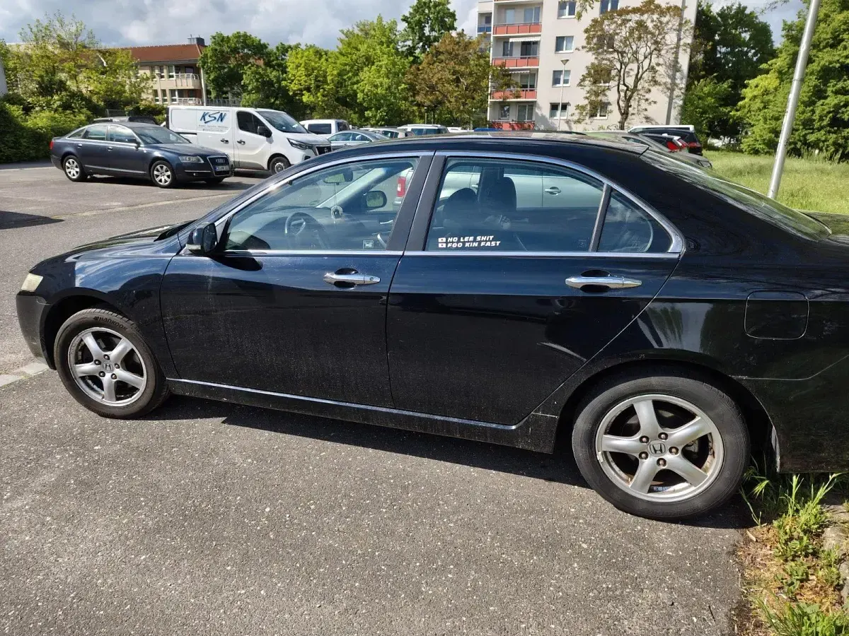 Gebraucht Honda Accord 155 PS (114 kW) 2003 Schwarz Limousine