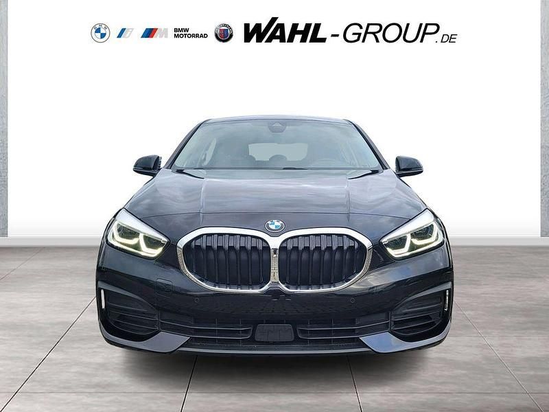 Gebraucht BMW 120 Advantage 178 PS (130 kW) 2022 Schwarz Kleinwagen