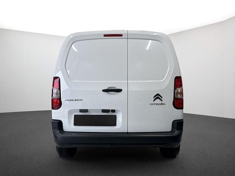 Gebraucht Citroën Berlingo 131 PS (96 kW) 2024 Lackierung weiss icy/deckende Van / Kleinbus