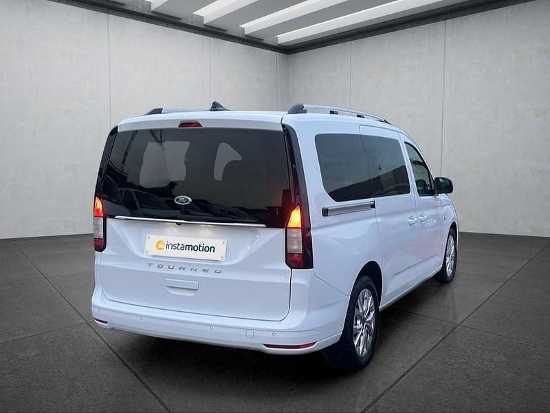 Gebraucht Ford Tourneo 122 PS (89 kW) 2024 Weiß Van / Kleinbus