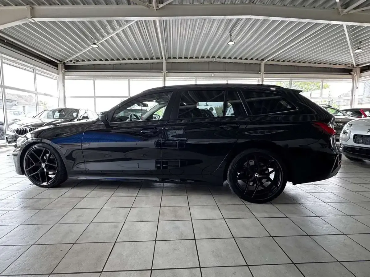 Gebraucht BMW 318 Performance 150 PS (110 kW) 2021 Schwarz Limousine