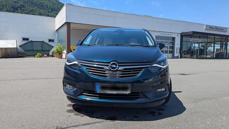 Grün Gebraucht 2017 Opel Zafira Tourer Van / Kleinbus | 12.300 € (Guter Preis) - Bild 1/4