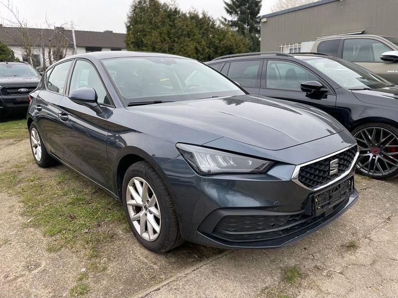 Gebraucht Seat Leon Style 150 PS (110 kW) 2021 Grau Limousine