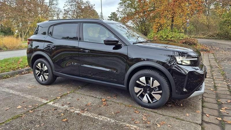 Neu Opel Frontera 136 PS (100 kW) 2025 Schwarz SUV