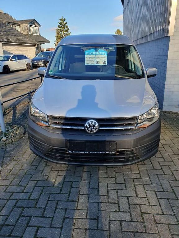 Gebraucht VW Caddy Comfortline 150 PS (110 kW) 2015 Silber Van / Kleinbus