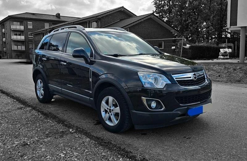 Schwarz Gebraucht 2012 Opel Antara Cosmo SUV | 5.599 € (Fairer Preis) - Bild 1/4