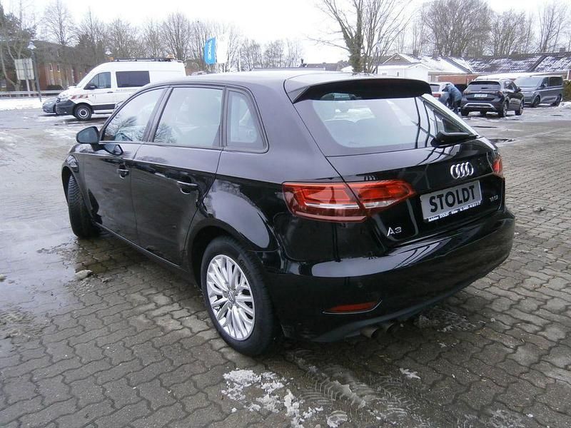 Gebraucht Audi A3 Comfort 150 PS (110 kW) 2018 Schwarz Limousine