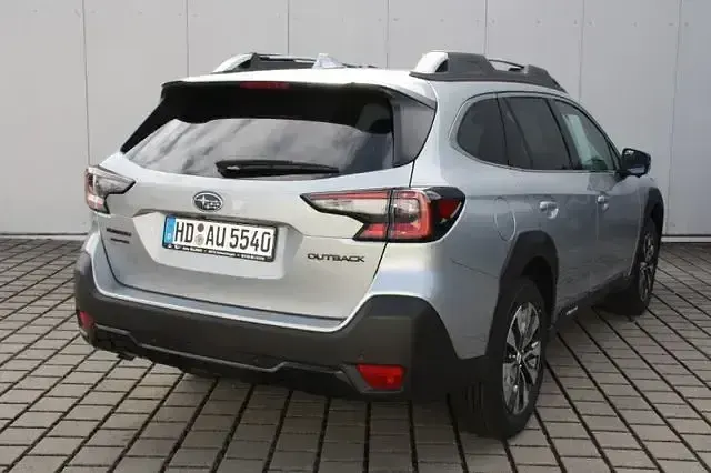 Gebraucht Subaru Outback Platinum 169 PS (124 kW) 2025 Grau SUV
