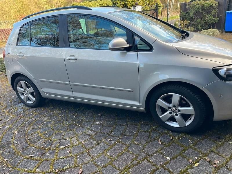 Gebraucht VW Golf Plus Cross Team 80 PS (58 kW) 2010 Silber Van / Kleinbus