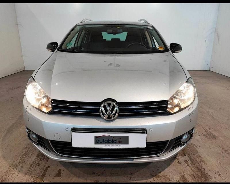 Gebraucht VW Golf VI Style 105 PS (77 kW) 2012 Silber Kleinwagen