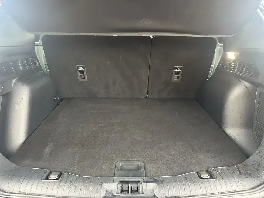Używany Ford Kuga Titanium 224 KM (164 kW) 2022 Niebieski SUV