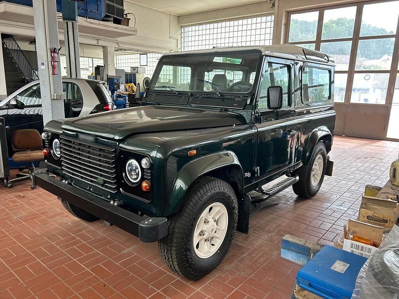 Gebraucht Land Rover Defender 120 PS (88 kW) 1999 Grün SUV