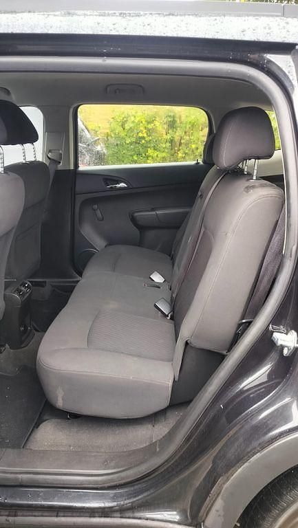 Gebraucht Chevrolet Orlando LS 141 PS (103 kW) 2011 Van / Kleinbus