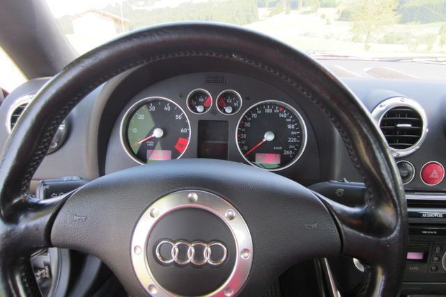 Gebraucht Audi TT 224 PS (164 kW) 2000 Silber metallic Coupé