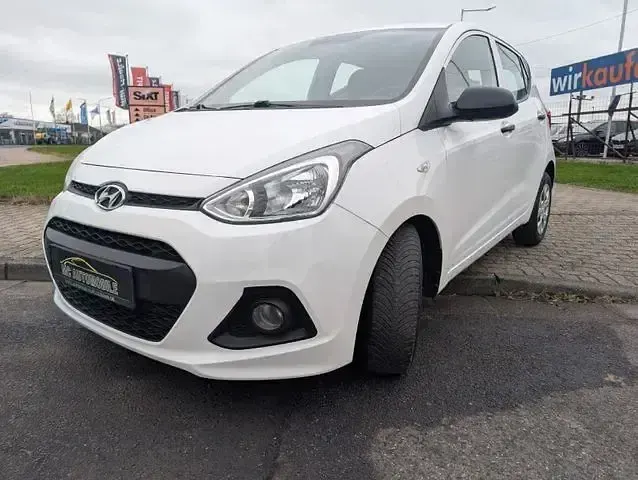 Gebraucht Hyundai i10 Basis 133 PS (97 kW) 2014 Weiß Kleinwagen