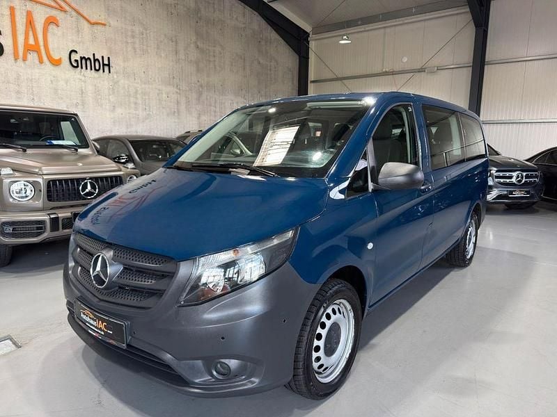 Blau Gebraucht 2019 Mercedes Vito Van / Kleinbus | 29.900 € (Superpreis) - Bild 1/4