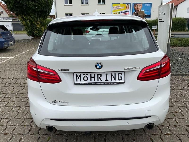 Gebraucht BMW 220 Active Tourer Performance 190 PS (139 kW) 2015 Weiß Van / Kleinbus