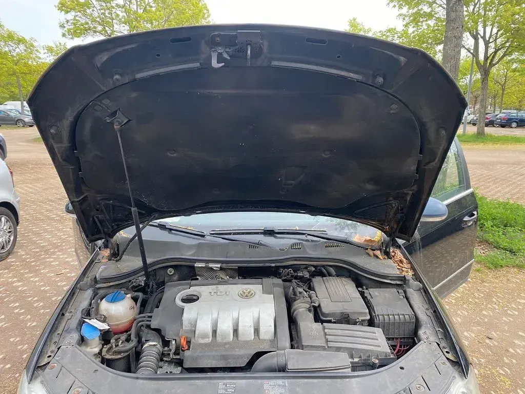 Gebraucht VW Passat 140 PS (102 kW) 2007 Schwarz Limousine
