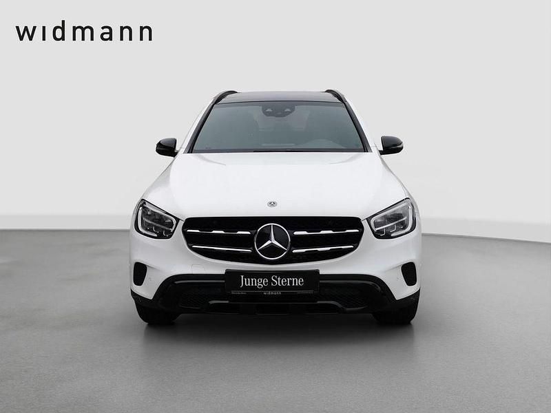Gebraucht Mercedes GLC300e 320 PS (235 kW) 2020 Unilack polarweiss SUV