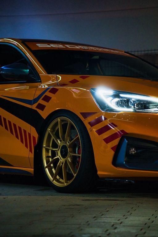 Gebraucht Ford Focus ST 280 PS (205 kW) 2020 Orange Limousine