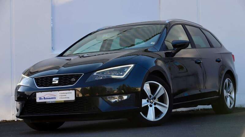 Mitternachtsschwarz Gebraucht 2015 Cupra Leon Kombi | 9.390 € - Bild 1/4