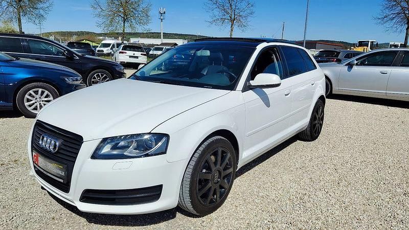 Second-hand Audi A3 Ambiente 200 CP (147 kW) 2010 Alb Hatchback