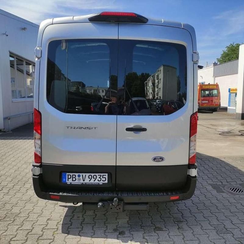 Gebraucht Ford Transit Trend 131 PS (96 kW) 2024 Moondust silver (metallic) Pickup