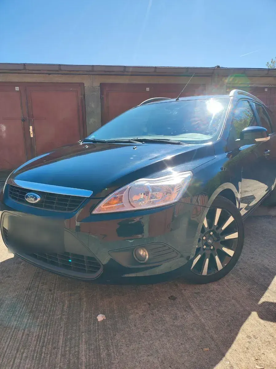 Używany Ford Focus 116 KM (85 kW) 2008 Czarny Kombi