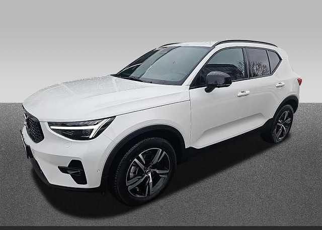 Gebraucht Volvo XC40 120 PS (88 kW) 2025 SUV