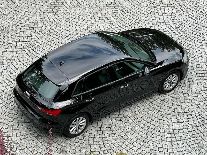 Gebraucht Audi A3 Basis 150 PS (110 kW) 2023 Brillantschwarz Kleinwagen