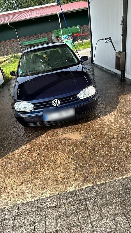 Gebraucht VW Golf IV 125 PS (91 kW) 1998 Blau Kleinwagen