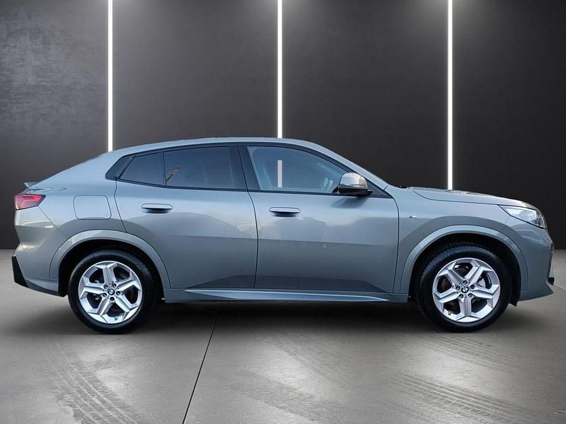 Gebraucht BMW X2 M Sport 163 PS (119 kW) 2025 Grau SUV