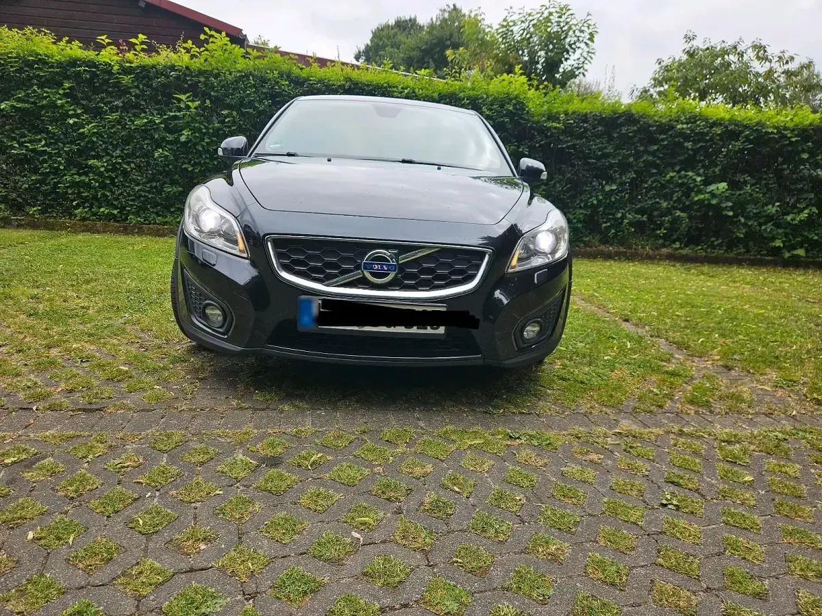 Gebraucht Volvo C30 115 PS (84 kW) 2012 Schwarz Kleinwagen
