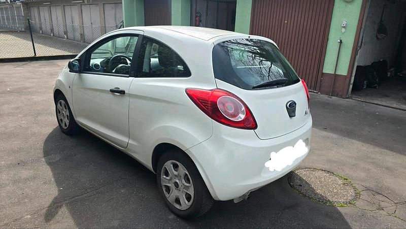 Second-hand Ford Ka 69 CP (50 kW) 2012 Alb Hatchback