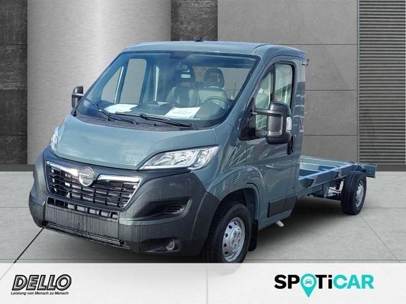 Neu Opel Movano 140 PS (102 kW) 2026 Grau Van