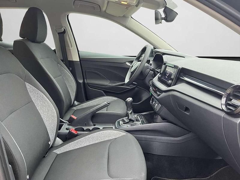 Gebraucht Skoda Fabia Active 65 PS (47 kW) 2022 Blackmagic perleffekt Kleinwagen