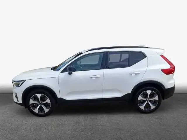 Gebraucht Volvo XC40 120 PS (88 kW) 2025 SUV