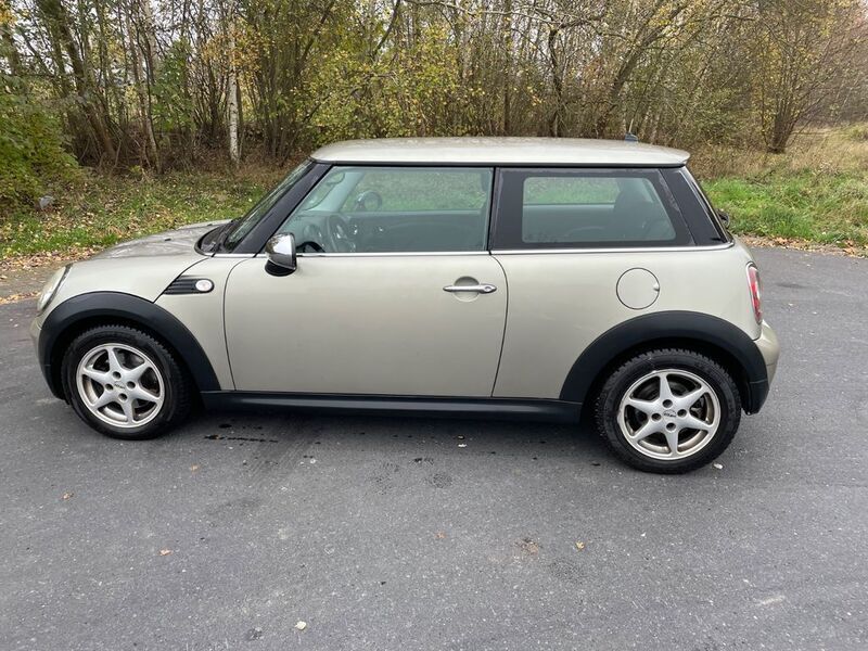 Grau Gebraucht 2008 Mini ONE Kleinwagen | 2.800 € (Guter Preis) - Bild 1/4