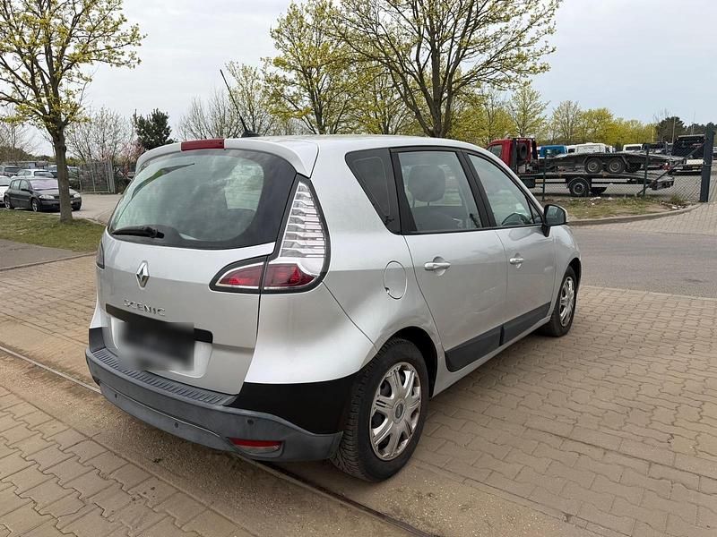 Gebraucht Renault Scénic III 110 PS (80 kW) 2012 Van / Kleinbus