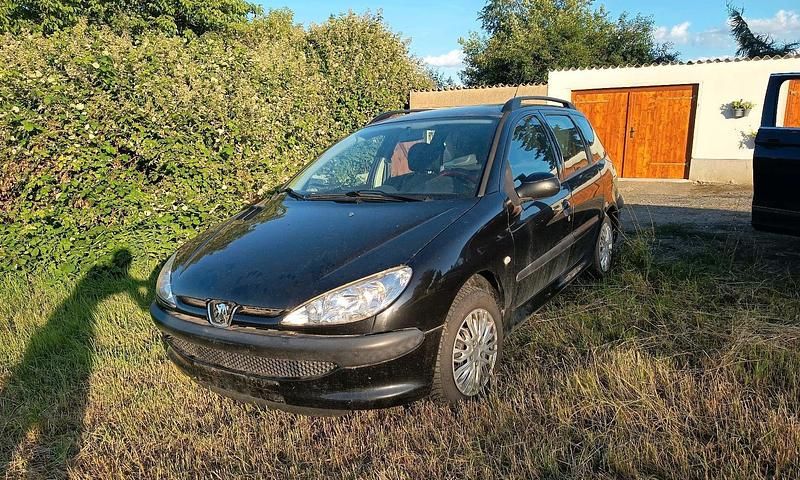 Schwarz Gebraucht 2004 Peugeot 206 Kombi | 390 € (Superpreis) - Bild 1/4