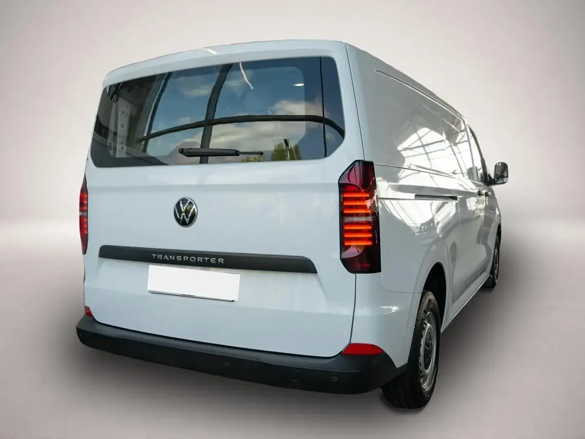 Gebraucht VW T7 150 PS (110 kW) 2025 Manufacturer Van