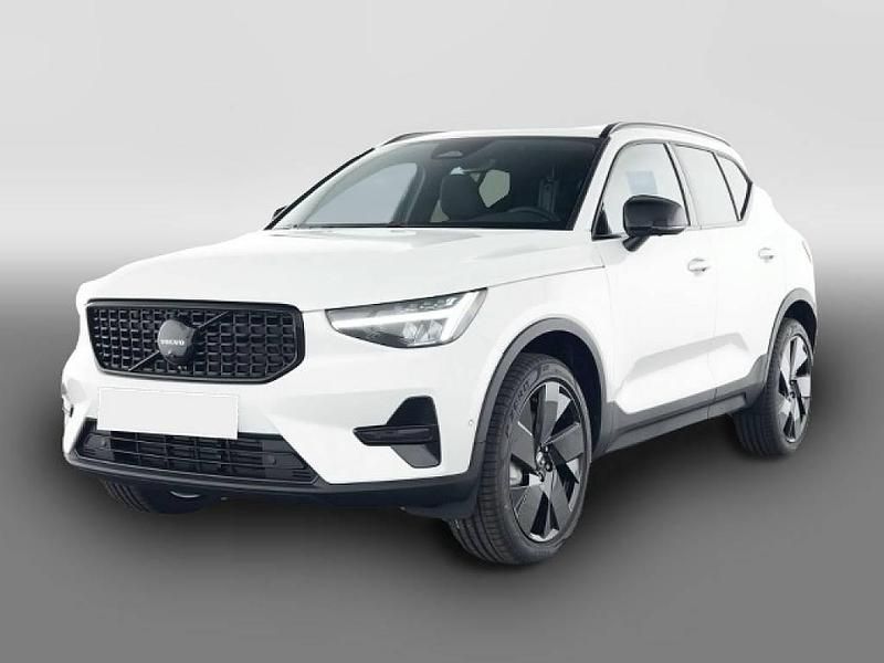 Gebraucht Volvo XC40 Plus 197 PS (144 kW) 2025 Weiß SUV