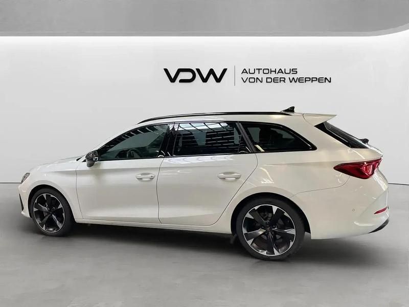 Second-hand Cupra Leon 150 CP (110 kW) 2024 Alb Break